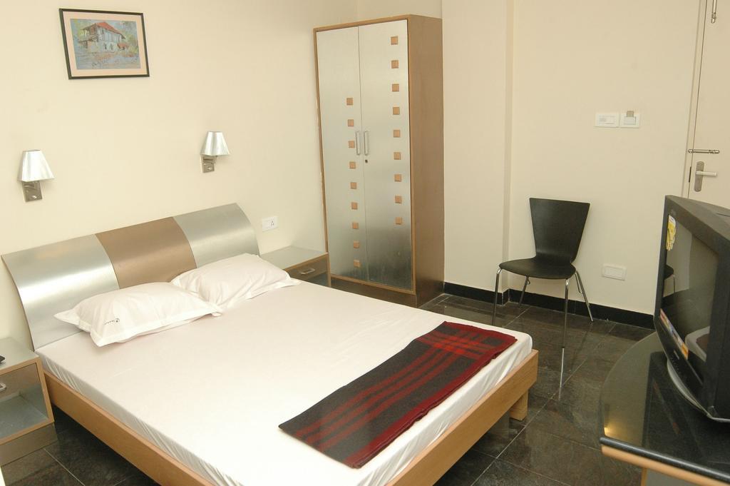 Hotel S R M Central Park Chennai Camera foto